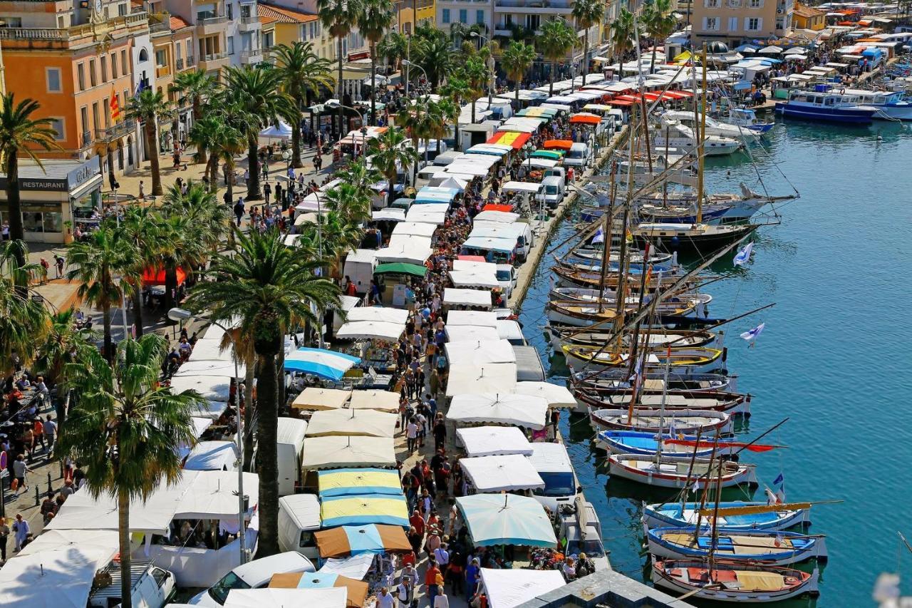 Studio Tt Equipe Parking Coeur Ville Sanary-sur-Mer Bagian luar foto